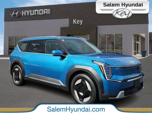 Used 2024 Kia EV9 Wind image 1