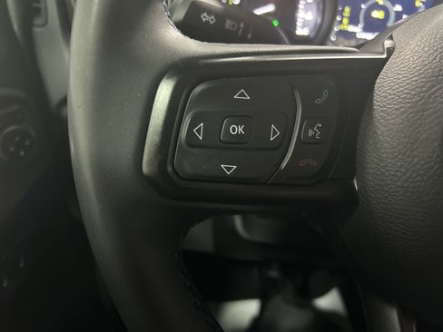 Used 2024 Jeep Wrangler Unlimited Rubicon 4xe AWD/4WD image 15