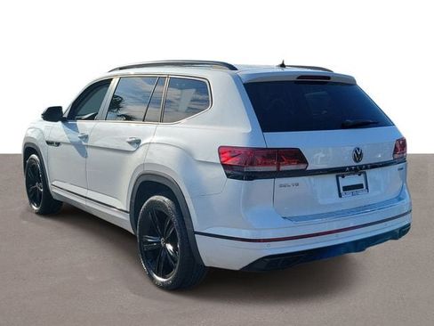 Certified 2023 Volkswagen Atlas SEL R-Line AWD/4WD image 3
