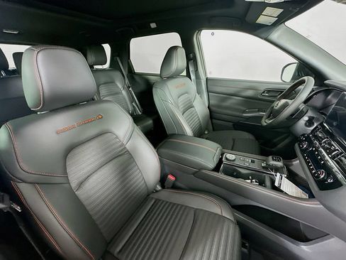 New 2026 Nissan Pathfinder Rock Creek w/ Rock Creek Premium Package AWD/4WD image 36