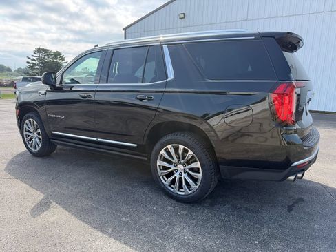 Used 2021 GMC Yukon Denali w/ Denali Premium Package AWD/4WD image 7