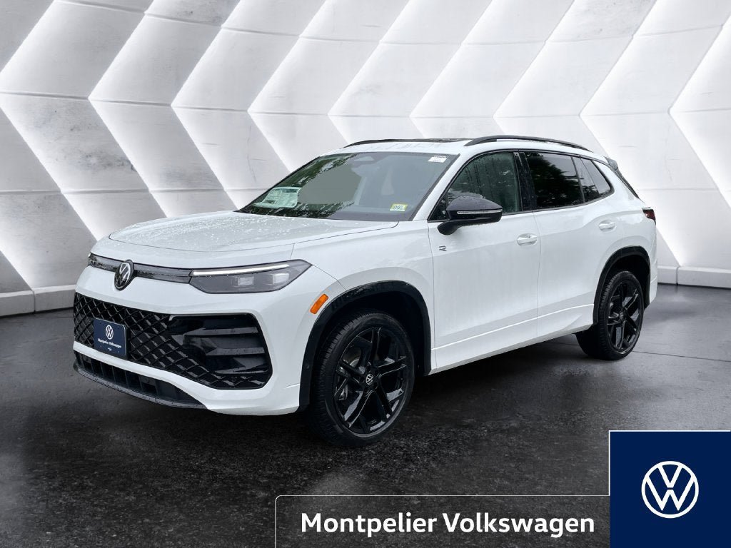 New 2026 Volkswagen Tiguan SE R-Line AWD/4WD image 1