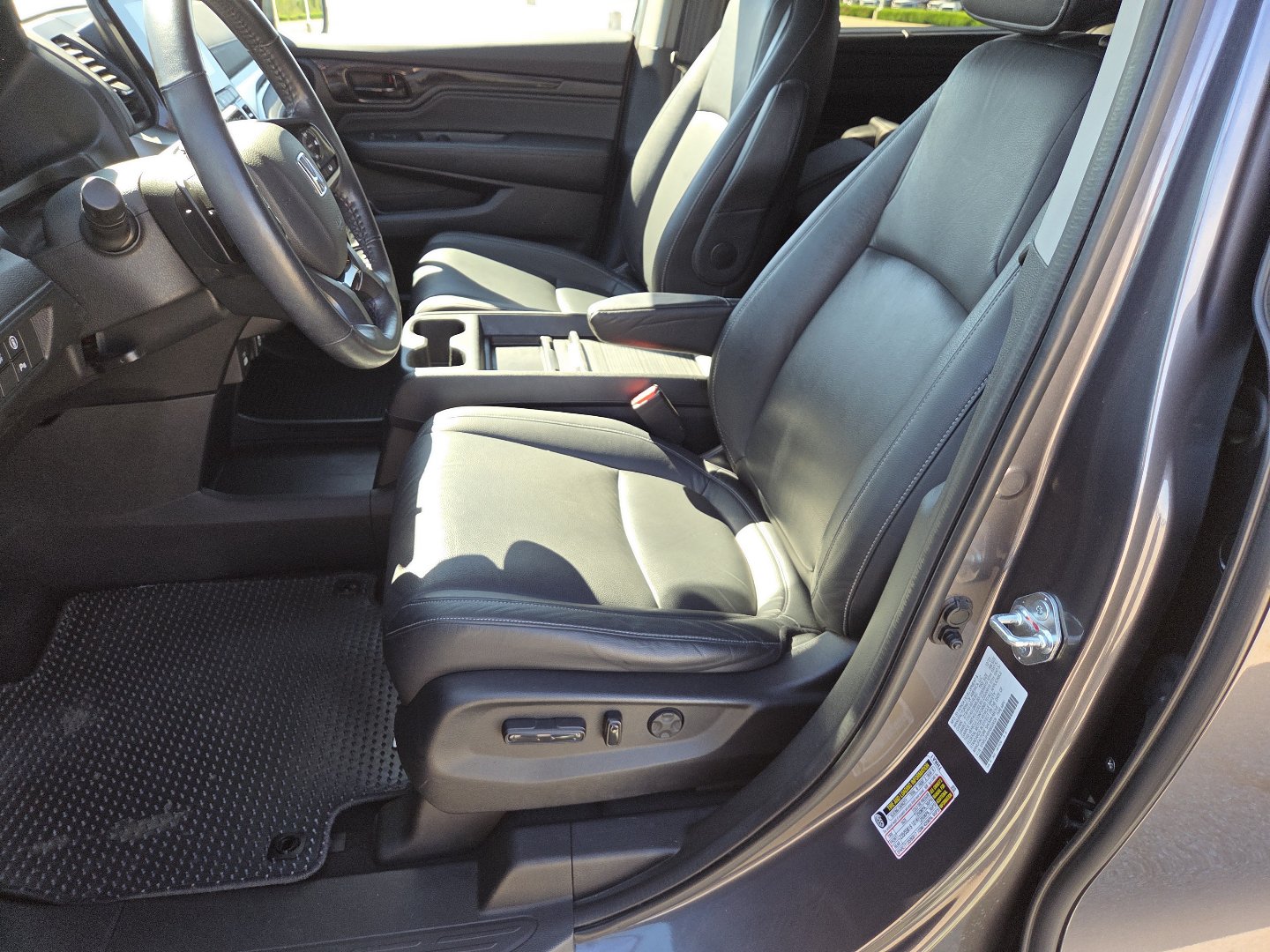 Used 2024 Honda Odyssey Touring image 25