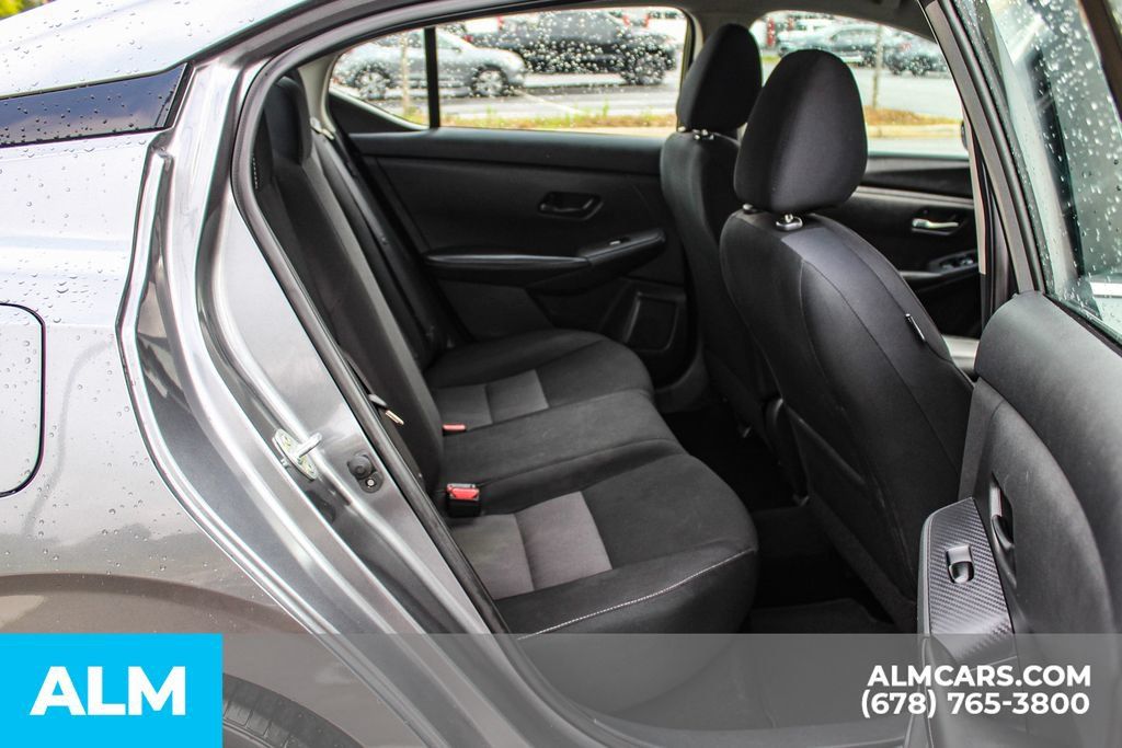 Used 2024 Nissan Sentra SV FWD image 18