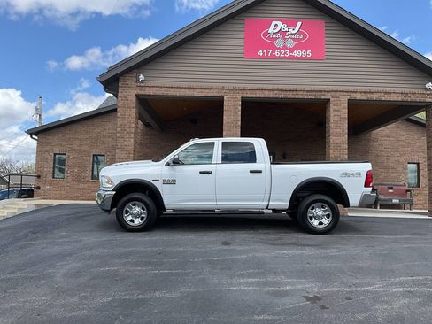 Used 2018 RAM 2500 Tradesman w/ Chrome Appearance Group image 24