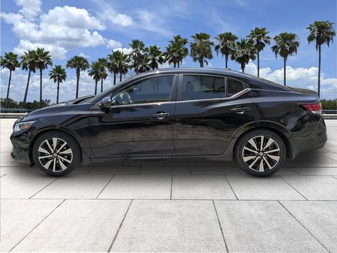 Used 2023 Nissan Sentra SV w/ SV Premium Package FWD image 5