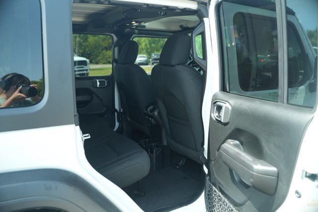 Used 2021 Jeep Wrangler Unlimited Sport AWD/4WD image 22