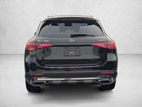New 2026 Mercedes-Benz GLC 300 4MATIC image 7