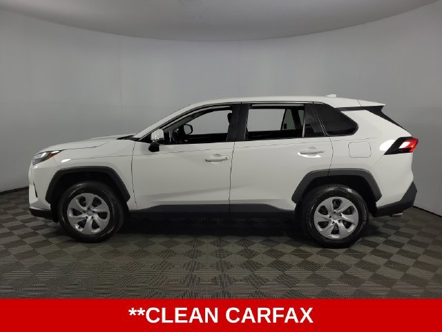 Used 2024 Toyota RAV4 LE FWD image 5