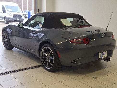 Used 2020 MAZDA MX-5 Miata Grand Touring image 11