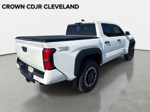 Used 2024 Toyota Tacoma TRD Off-Road AWD/4WD image 5