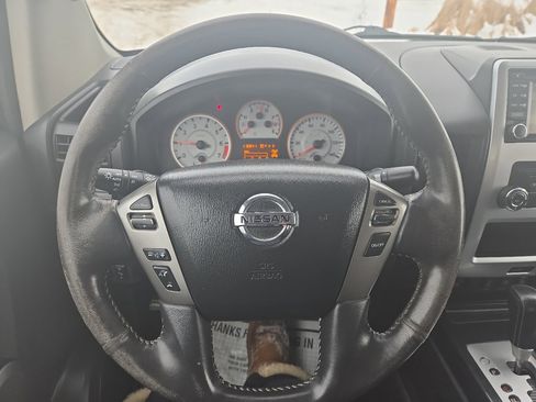 Used 2015 Nissan Titan PRO-4X image 17