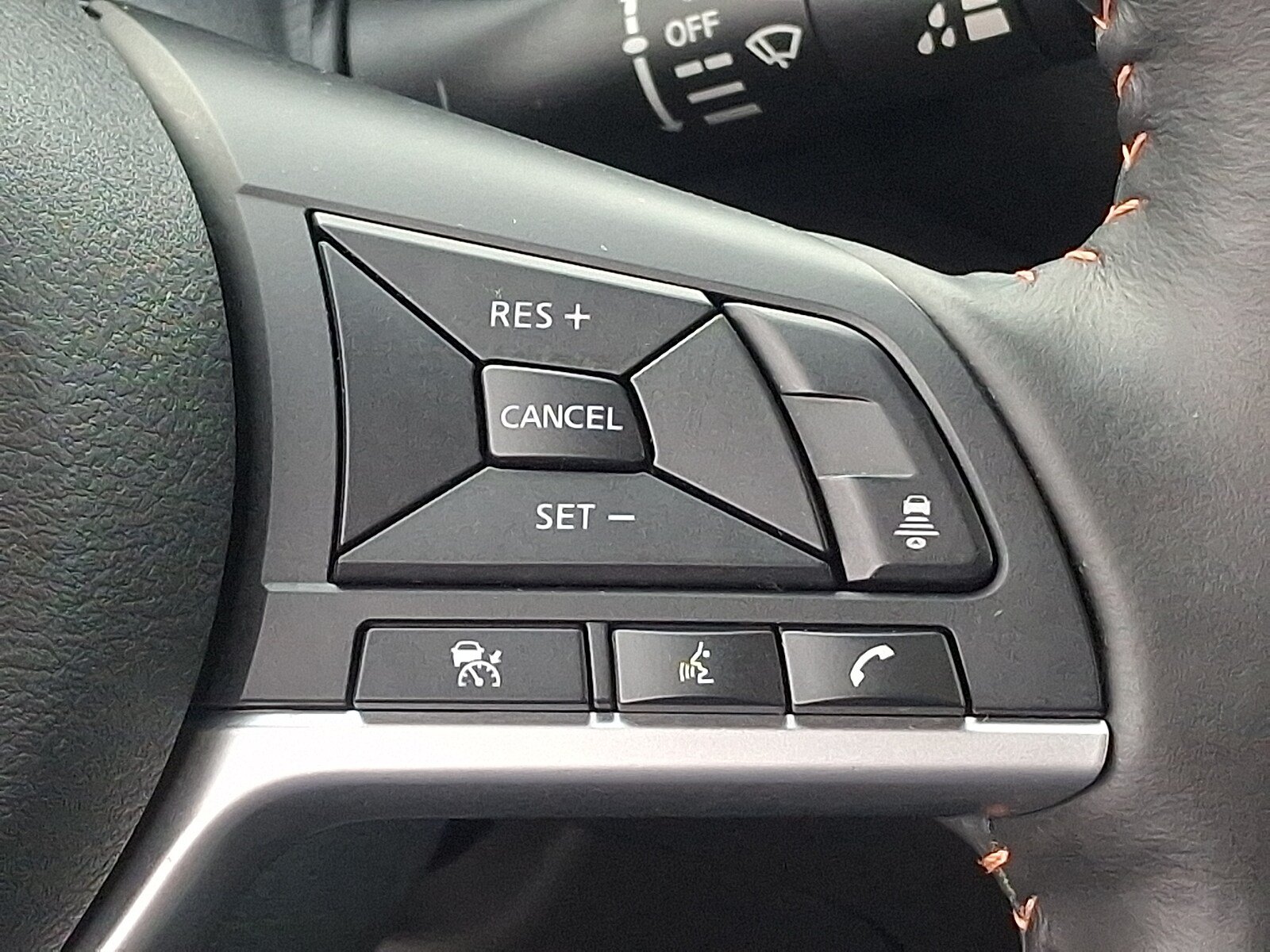 Used 2022 Nissan Sentra SR FWD image 21