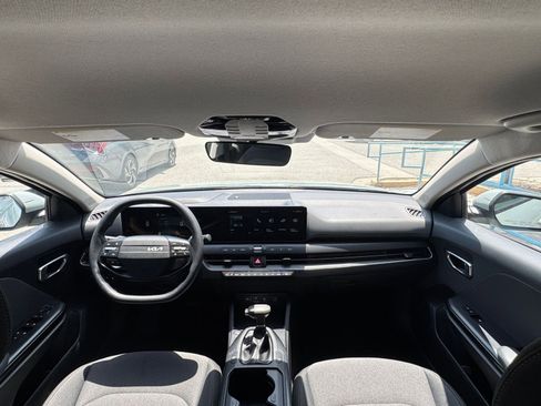 Used 2025 Kia K4 FWD image 33