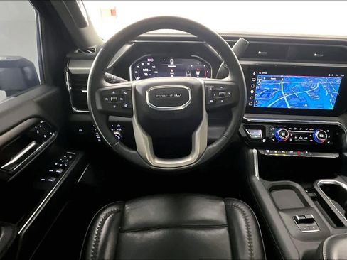 Used 2024 GMC Sierra 3500 Denali w/ Denali Reserve Package AWD/4WD image 6