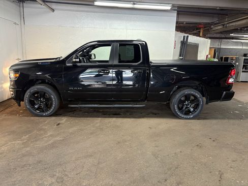 Used 2022 RAM 1500 Big Horn AWD/4WD image 6