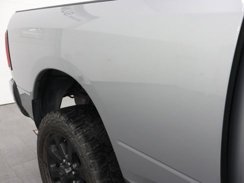 Used 2021 RAM 2500 Big Horn w/ Level 2 Equipment Group AWD/4WD image 31