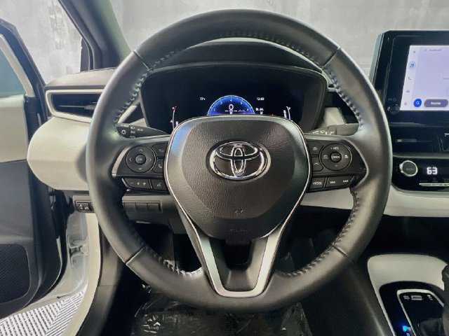 Used 2026 Toyota Corolla SE FWD image 16
