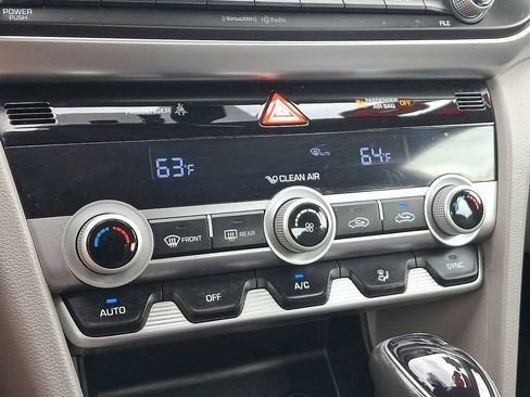 Used 2019 Hyundai Elantra Value Edition FWD image 17