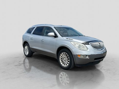 Used 2010 Buick Enclave CX FWD image 8