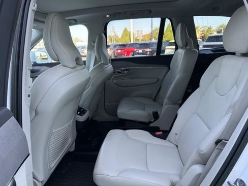 Used 2023 Volvo XC90 B6 Plus w/ Protection Package Premier AWD/4WD image 17