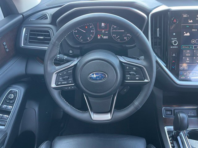 Used 2025 Subaru Ascent Touring AWD/4WD image 17