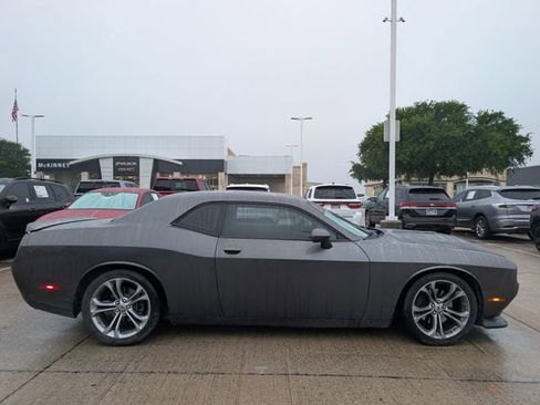 Used 2020 Dodge Challenger R/T RWD image 3
