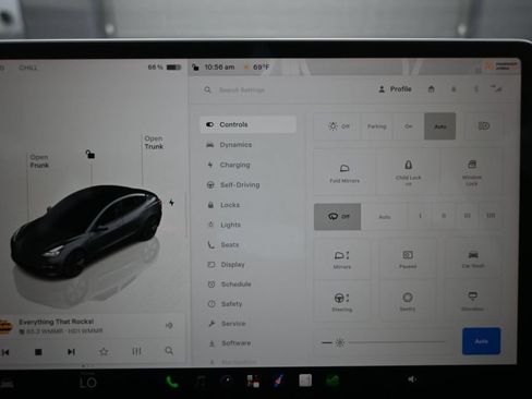 Used 2023 Tesla Model 3 Standard Range RWD image 13