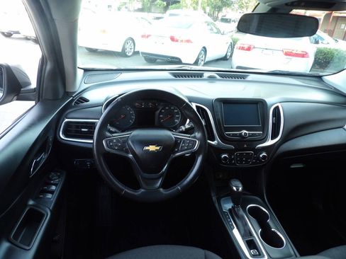 Used 2018 Chevrolet Equinox LT FWD image 5