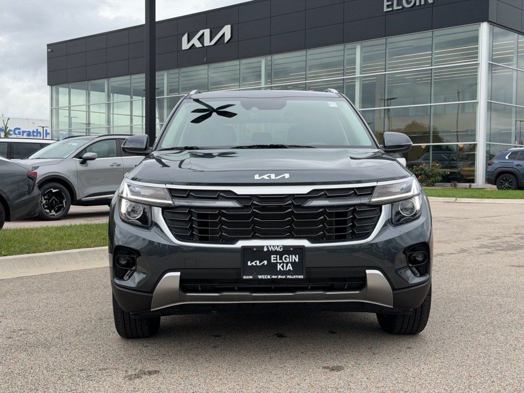 Used 2025 Kia Seltos EX w/ EX Sunroof Package AWD/4WD image 2