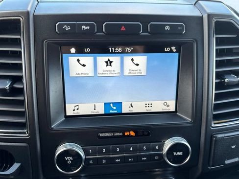 Used 2018 Ford Expedition Limited AWD/4WD image 19