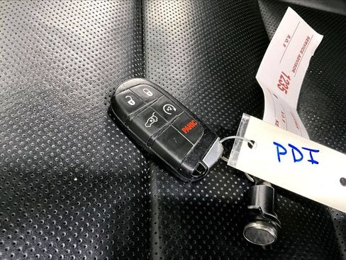 Used 2023 Dodge Durango GT RWD image 19