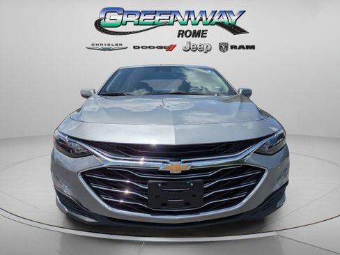 Used 2024 Chevrolet Malibu LT FWD image 3