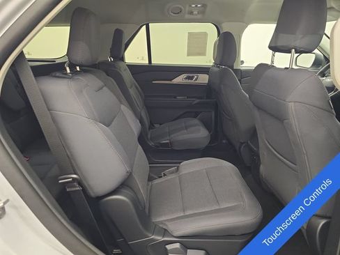 Certified 2026 Ford Explorer Active AWD/4WD image 12
