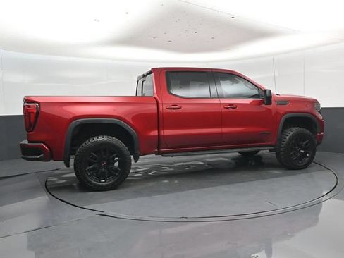 Used 2024 GMC Sierra 1500 AT4 w/ Technology Package AWD/4WD image 3