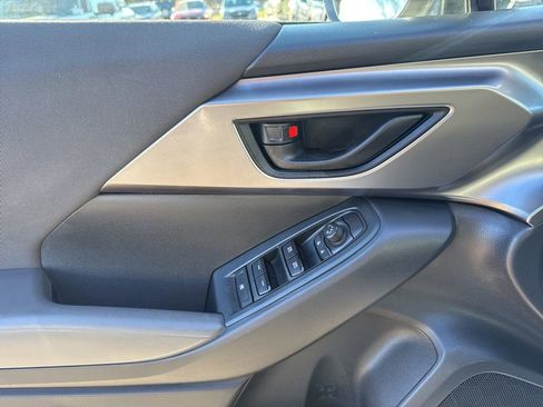 Used 2024 Subaru Impreza 2.0i image 17