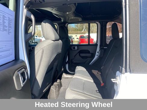 Used 2024 Jeep Wrangler Unlimited Sport AWD/4WD image 18