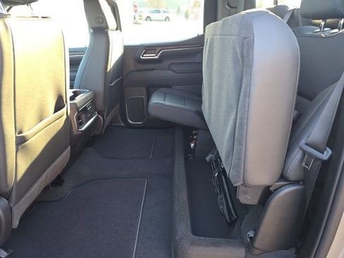 New 2026 GMC Sierra 1500 SLT w/ SLT Premium Plus Package image 29