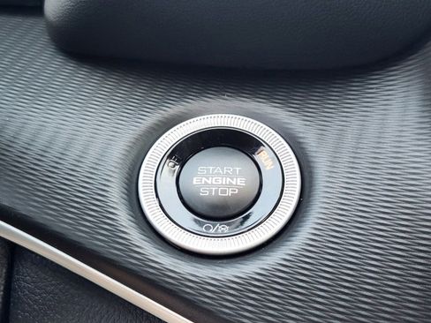 New 2025 Jeep Grand Cherokee L Altitude AWD/4WD image 19