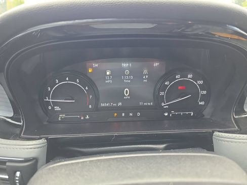 Used 2021 Lincoln Corsair AWD w/ Rear Removable Package Tray image 20