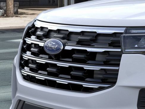 New 2026 Ford Explorer Active AWD/4WD image 17