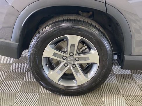 Used 2023 Honda Pilot EX-L image 37