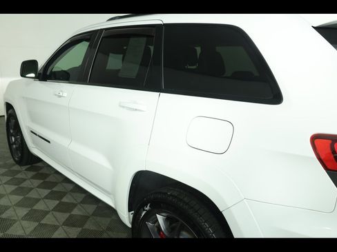 Used 2019 Jeep Grand Cherokee Limited X image 19