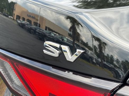 Used 2024 Nissan Sentra SV w/ All-Weather Package FWD image 7