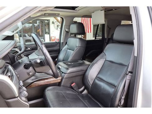Used 2015 Chevrolet Tahoe LT image 10