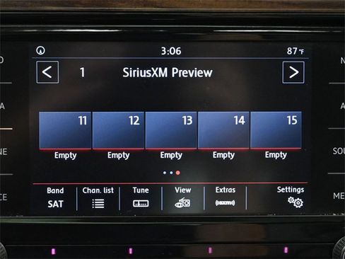 Used 2020 Volkswagen Passat 2.0T SEL image 29