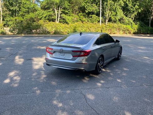 Used 2021 Honda Accord Sport image 5