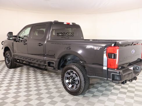 Used 2023 Ford F250 Lariat w/ Sport Appearance Package AWD/4WD image 24