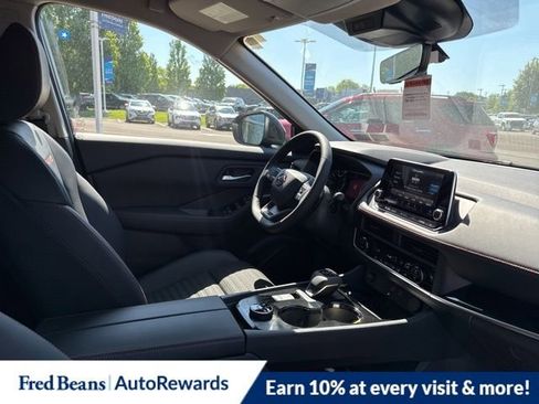 New 2026 Nissan Rogue SV AWD/4WD image 12