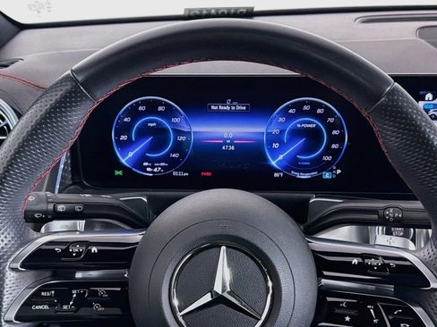 Certified 2024 Mercedes-Benz EQB 300 4MATIC image 20